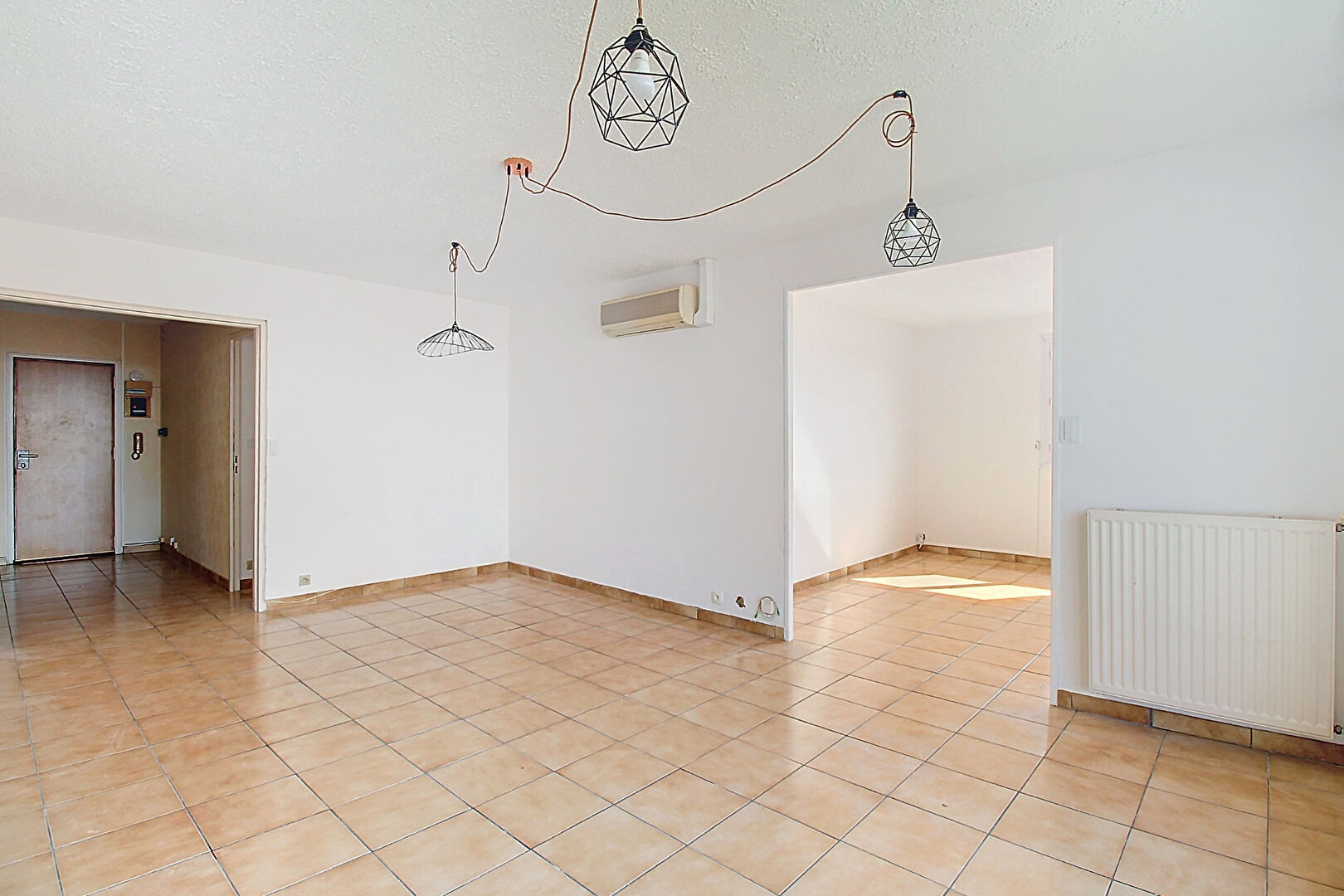 En dernier étage avec vue imprenable sur l'étang de Berre, appartement à Vitrolles 4 pièces 84 m²