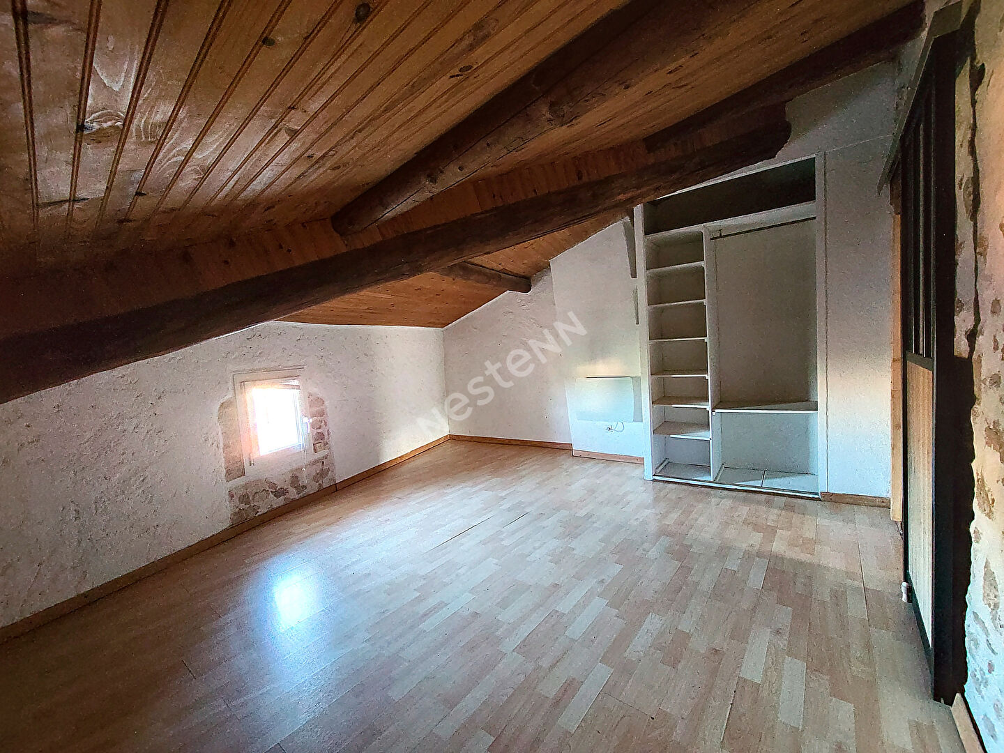 Immeuble de rapport locatif de114 m²  avec trois T2 indépendants