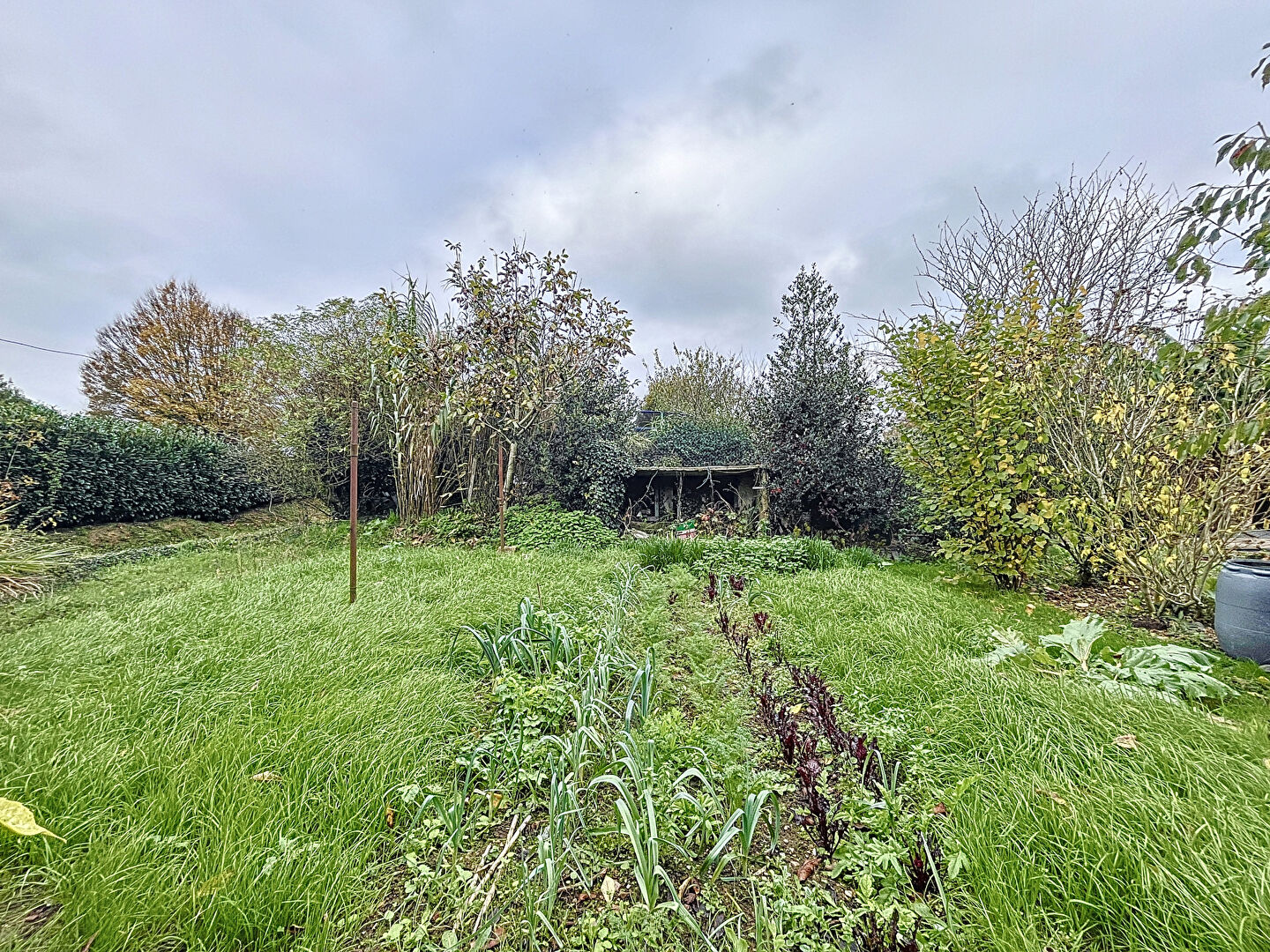 Vente maison de plain pied, 75m2, 2 chambres, avec terrain non-attenant à La Jaille Yvon