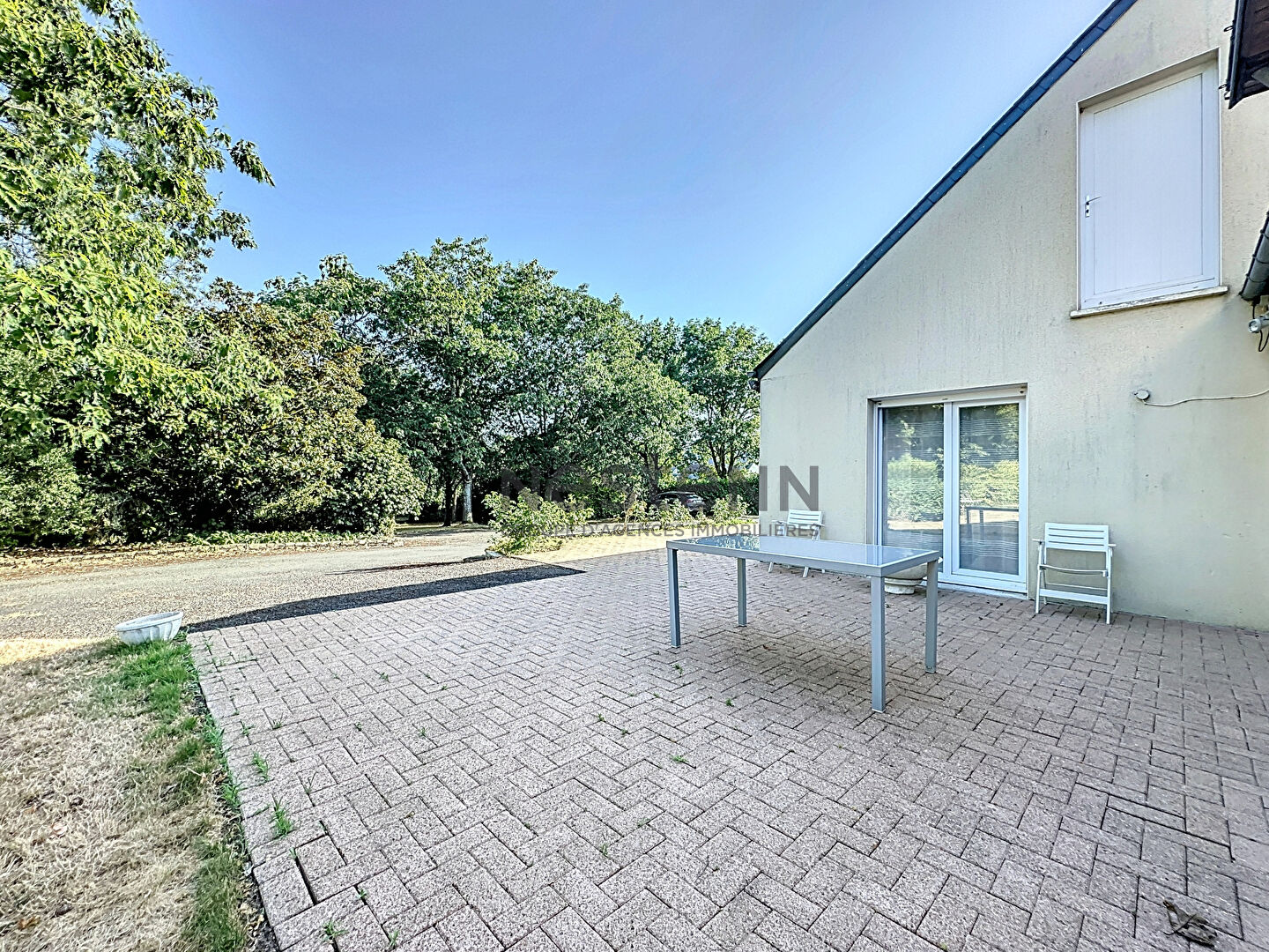 Maison familiale à vendre à Candé - plus de 200m2 - 4 chambres - Terrain de plus de 5500m2