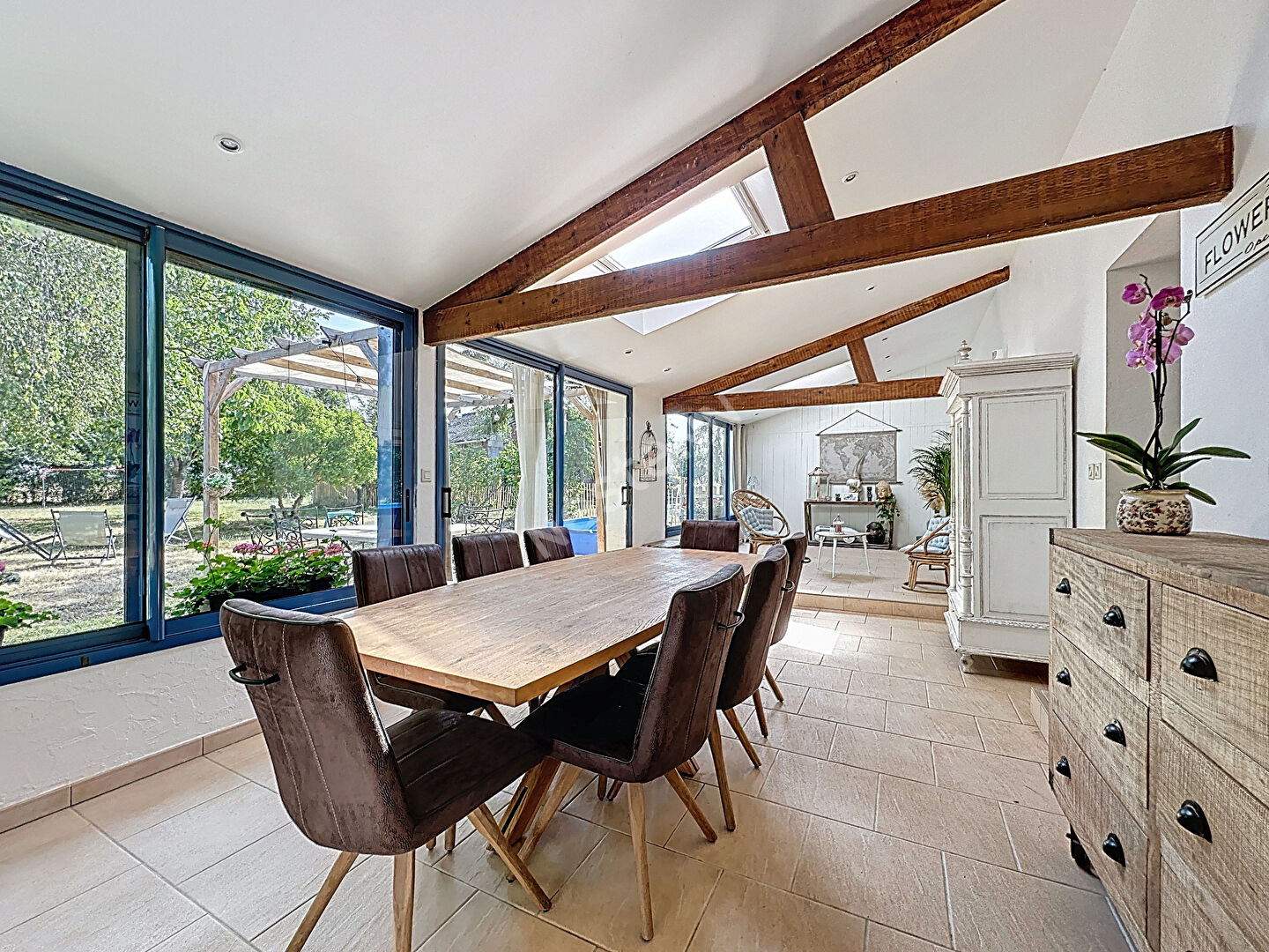 Charmante longère à Grez-Neuville 192m2 - 5 chambres sur un terrain de plus de 1500m2 avec grand garage !