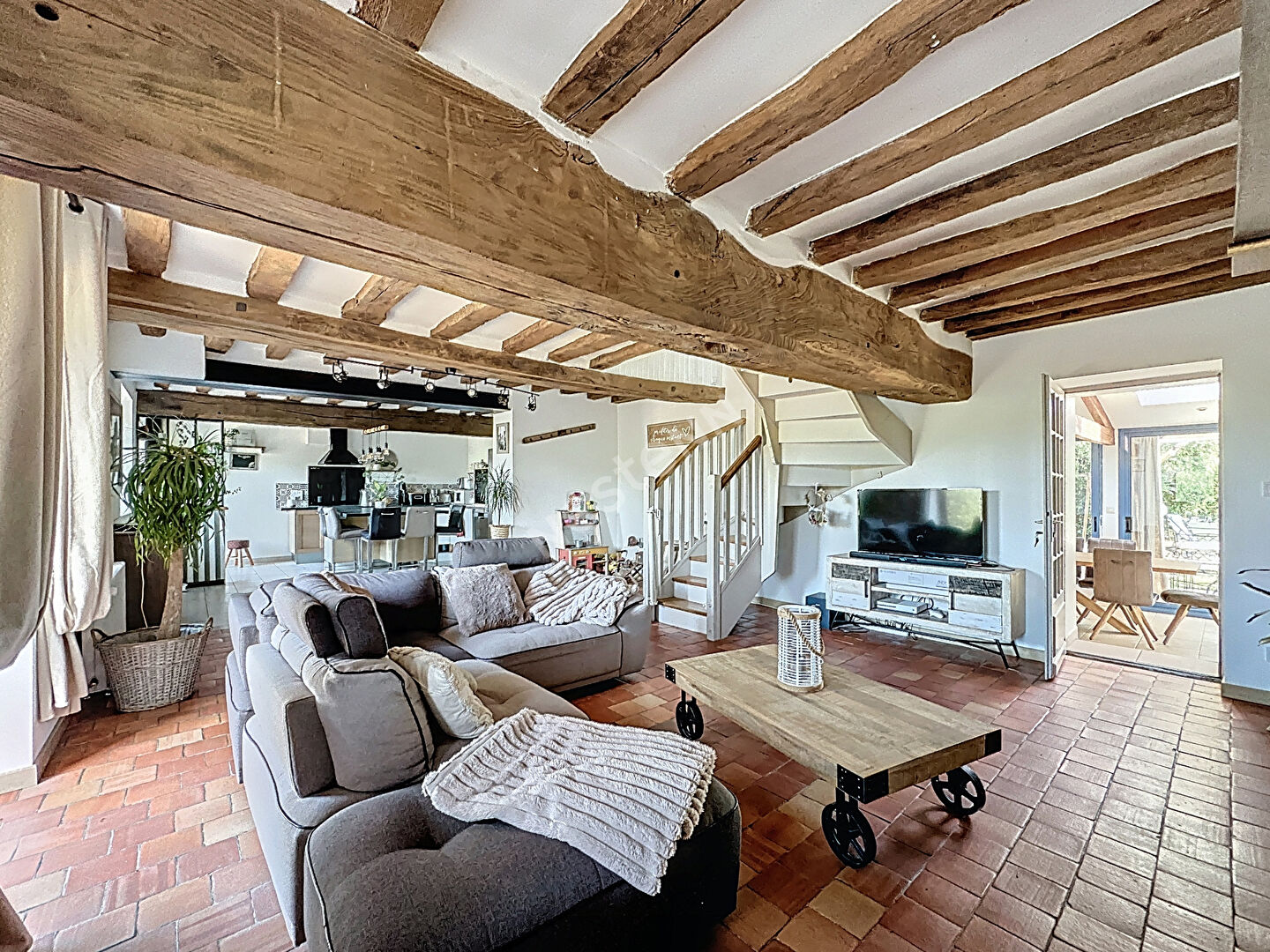 Charmante longère à Grez-Neuville 192m2 - 5 chambres sur un terrain de plus de 1500m2 avec grand garage !