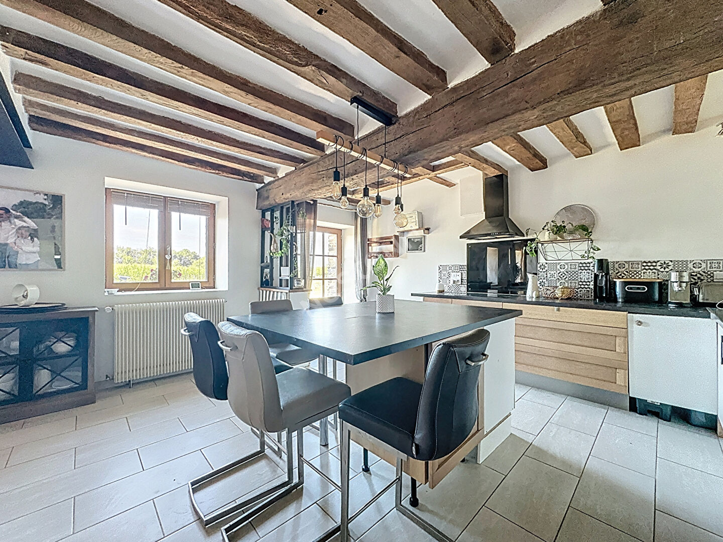 Charmante longère à Grez-Neuville 192m2 - 5 chambres sur un terrain de plus de 1500m2 avec grand garage !
