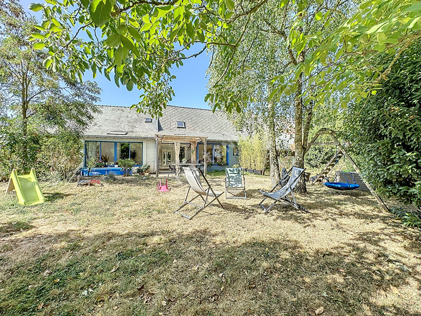 Charmante longère à Grez-Neuville 192m2 - 5 chambres sur un terrain de plus de 1500m2 avec grand garage !