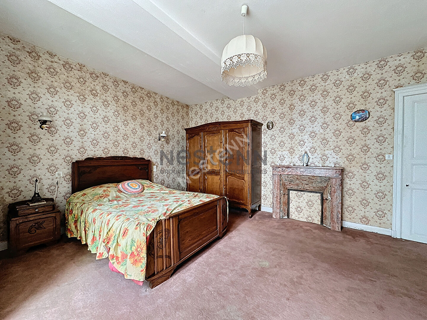 Maison de bourg à Saint Martin du Bois, 4 chambres et un terrain de plus de 2300 m²