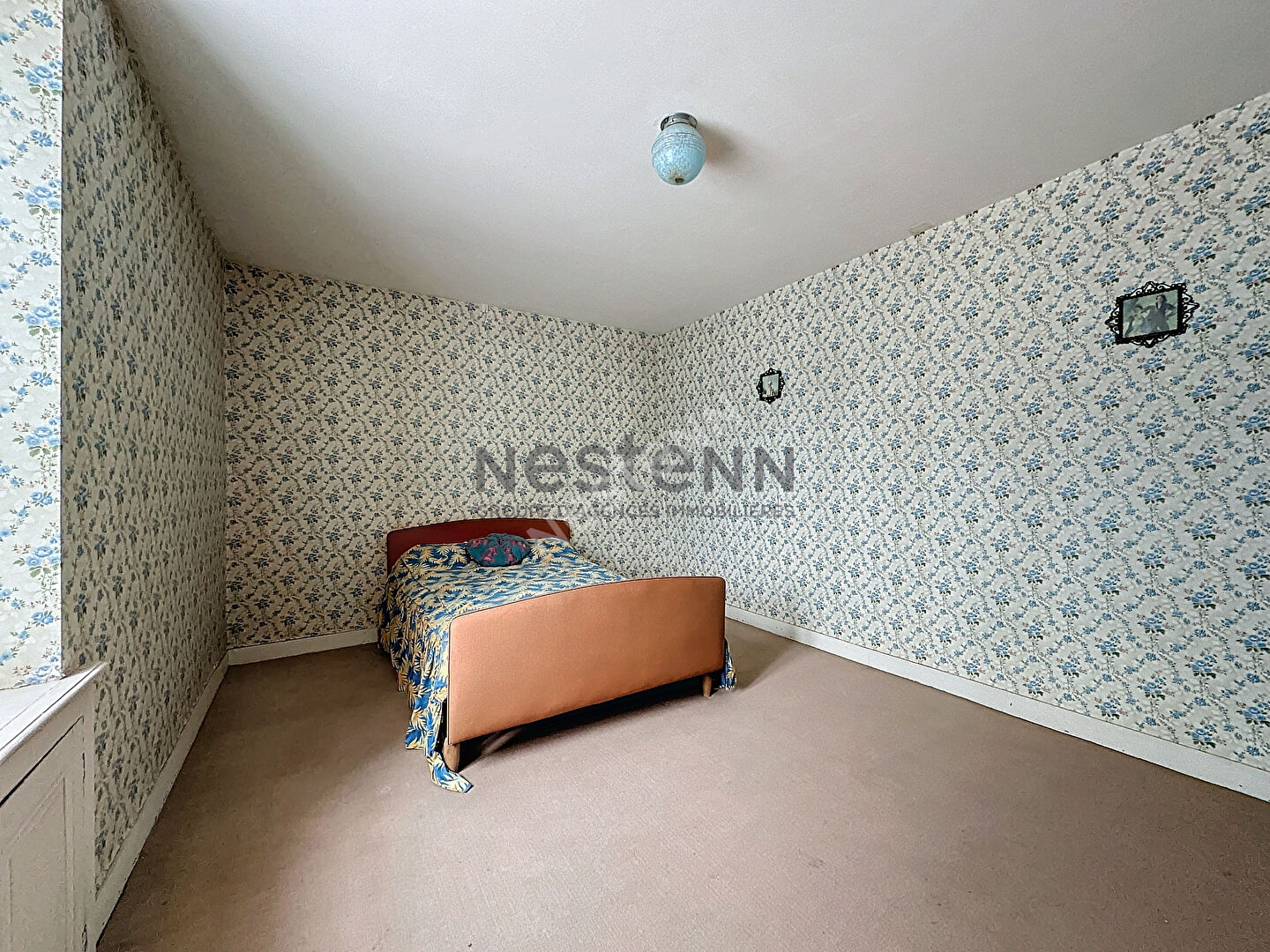 Maison de bourg à Saint Martin du Bois, 4 chambres et un terrain de plus de 2300 m²
