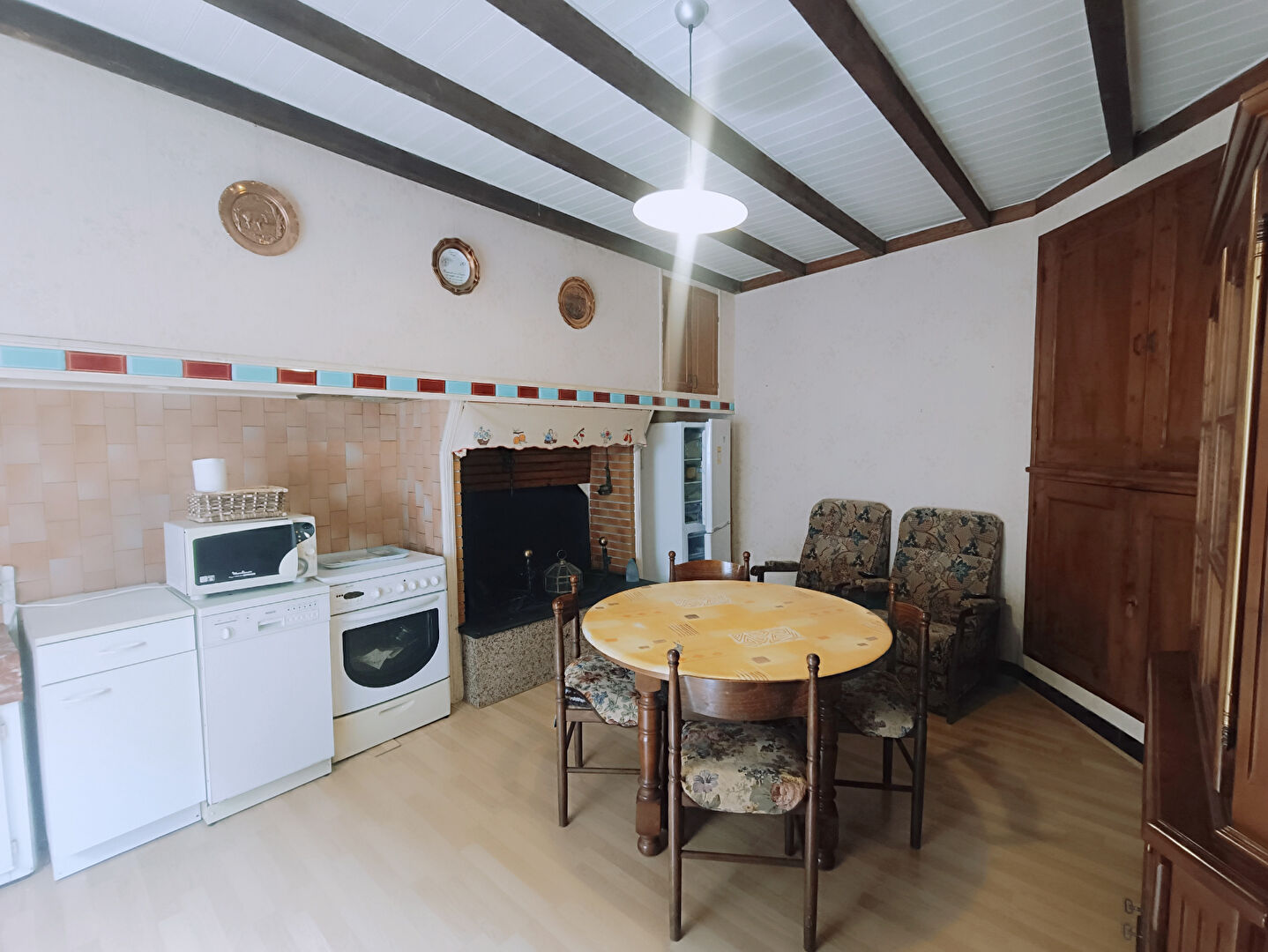 À proximité de Cuxac-Cabardès, maison de village 4 chambres avec grenier aménageable 30 m²