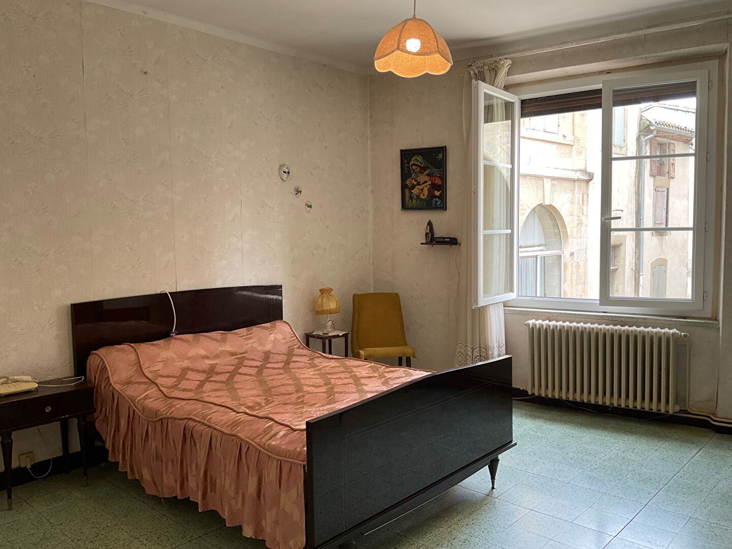 Maison de village 3 chambres avec cour, terrasse et vue dégagée à 15 mn de Carcassonne