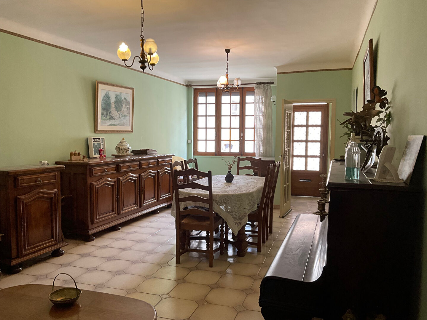 Maison de village 3 chambres avec cour, terrasse et vue dégagée à 15 mn de Carcassonne