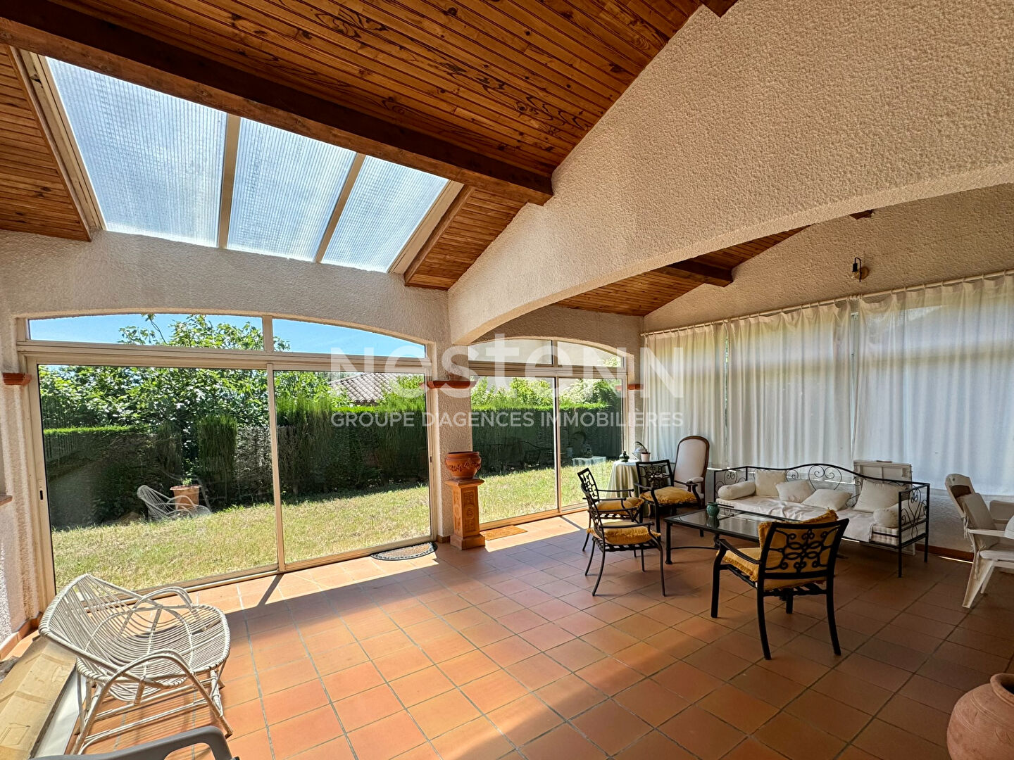 Villa 175 m² avec mezzanine, terrain piscinable de 1000m², quartier résidentiel Carcassonne