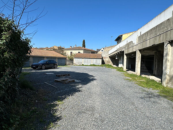 Vente garage-parking à Saint laurent de la salanque (66250)